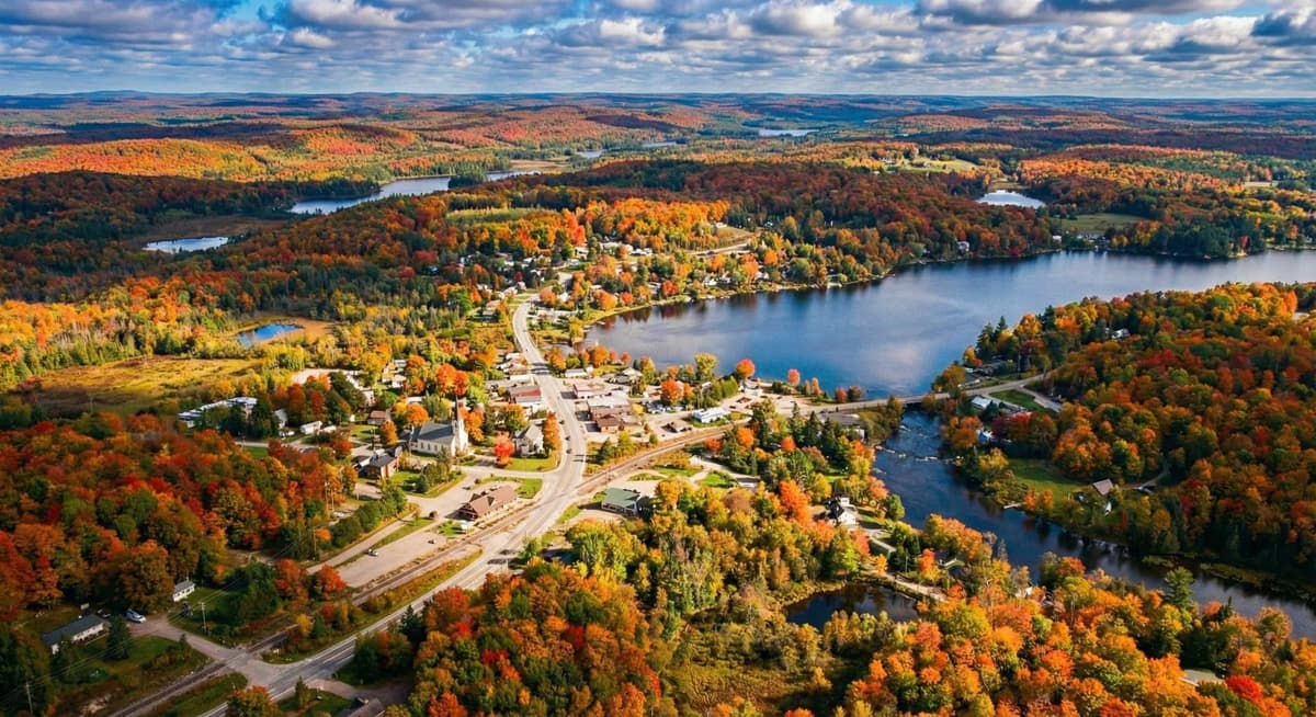 Barry's Bay Location